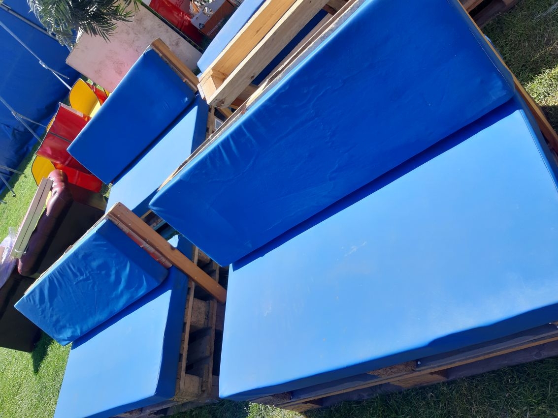 00181 palletbank blauw